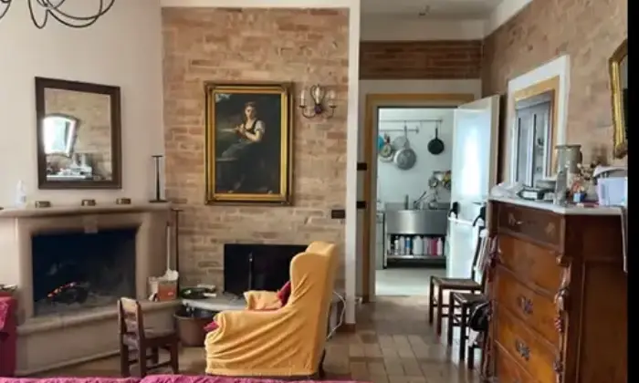 Rexer-Portocannone-Vendesi-Villa-in-campagna-Altro