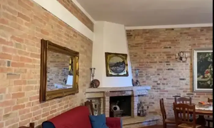 Rexer-Portocannone-Vendesi-Villa-in-campagna-Altro