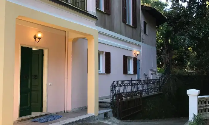 Rexer-Cogorno-VENDESI-APPARTAMENTO-RISTRUTTURATO-PIANO-TERRA-IN-VILLA-CON-PARCO-Altro