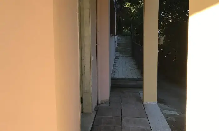 Rexer-Cogorno-VENDESI-APPARTAMENTO-RISTRUTTURATO-PIANO-TERRA-IN-VILLA-CON-PARCO-Altro
