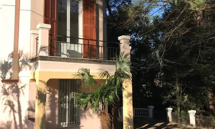 Rexer-Cogorno-VENDESI-APPARTAMENTO-RISTRUTTURATO-PIANO-TERRA-IN-VILLA-CON-PARCO-Altro