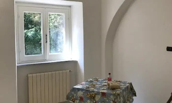 Rexer-Cogorno-VENDESI-APPARTAMENTO-RISTRUTTURATO-PIANO-TERRA-IN-VILLA-CON-PARCO-Altro