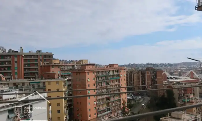 Rexer-Genova-Appartamento-con-ampio-balcone-vista-panoramica-e-due-cantine-Altro