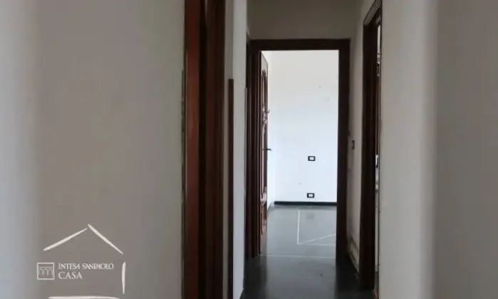 Rexer-Genova-Appartamento-con-ampio-balcone-vista-panoramica-e-due-cantine-Altro