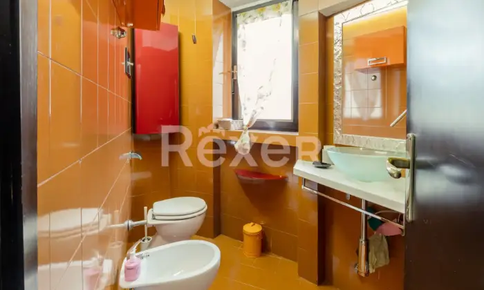 Rexer-Gazzola-Casa-indipendente-su-piani-Altro
