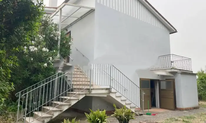 Rexer-Monte-San-Savino-Vendesi-casa-indipendente-a-Monte-San-Savino-Altro