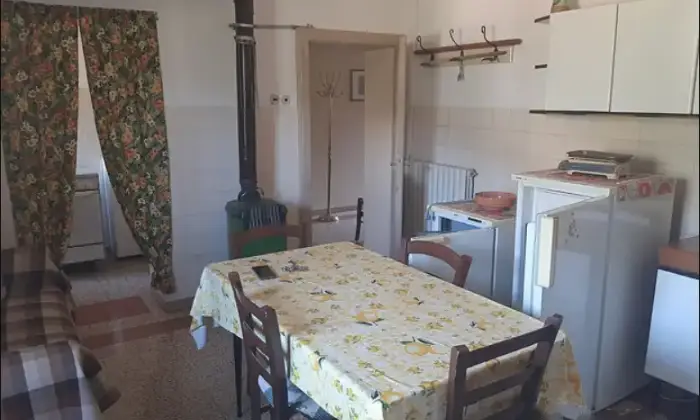 Rexer-Ligonchio-Vendesi-Appartamento-a-Pianterreno-Ventasso-RE-Altro