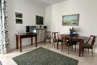 Rexer-VARESE-Accogliente-Appartamento-al-Quinto-Piano-in-Ottime-Condizioni-Altro