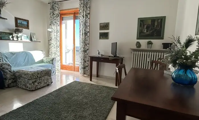 Rexer-VARESE-Accogliente-Appartamento-al-Quinto-Piano-in-Ottime-Condizioni-Altro