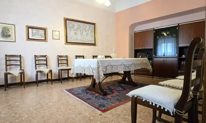 Rexer-Arielli-Casa-indipendente-nel-centro-storico-del-paese-Altro