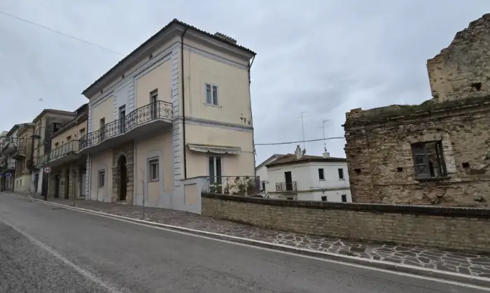 Rexer-Arielli-Casa-indipendente-nel-centro-storico-del-paese-Altro