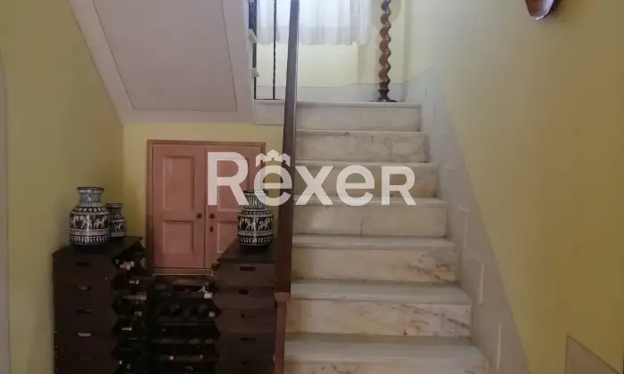 Rexer-Fivizzano-Vendesi-casa-indipendente-in-Piazza-Gioco-Fivizzano-Altro