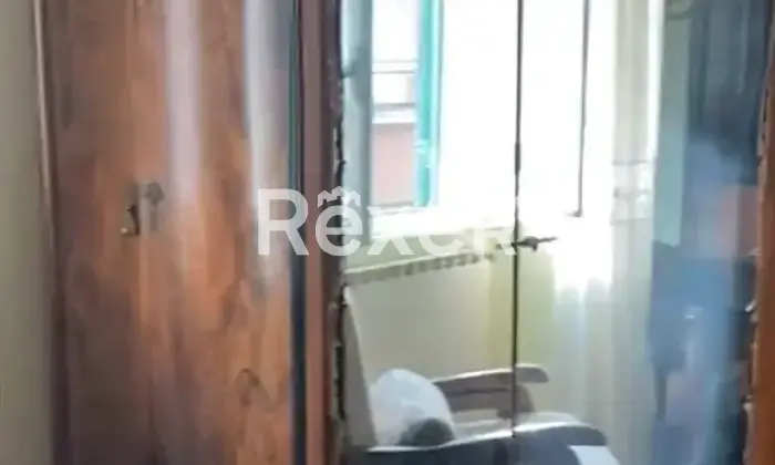 Rexer-Fivizzano-Vendesi-casa-indipendente-in-Piazza-Gioco-Fivizzano-Camera-da-letto