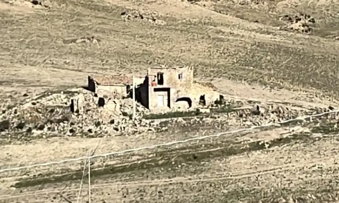 Rexer-Catenanuova-Casale-con-Terreno-a-Catenanuova-Altro