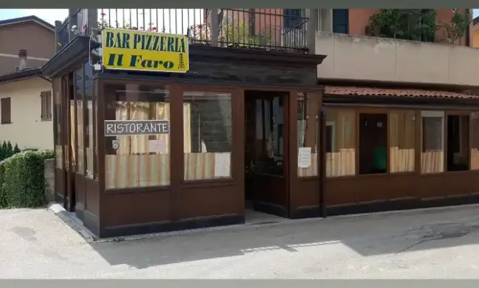 Rexer-Ventasso-Casa-singola-con-ristorante-pizzeria-Altro