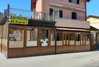Rexer-Ventasso-Casa-singola-con-ristorante-pizzeria-Altro