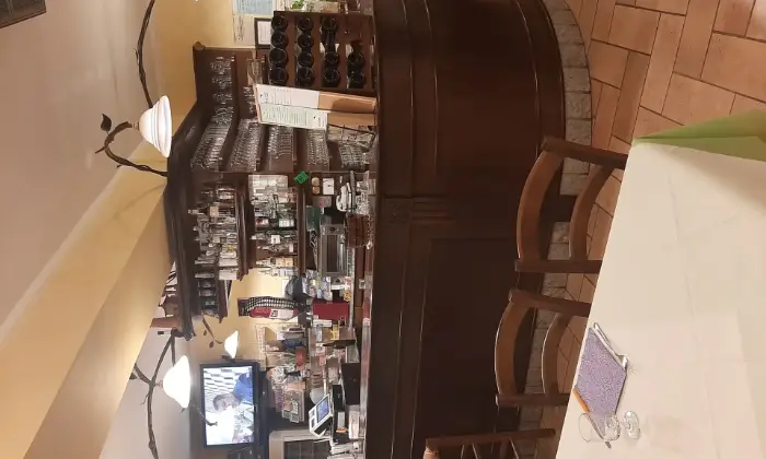 Rexer-Ventasso-Casa-singola-con-ristorante-pizzeria-Altro