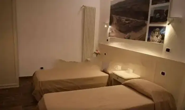 Rexer-Canosa-di-Puglia-Vendesi-Bed-Breakfast-a-Canosa-di-Puglia-BT-Altro