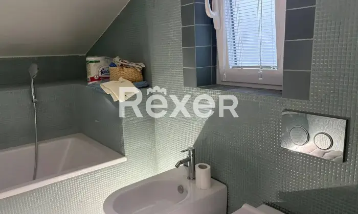 Rexer-Roma-Mansarda-in-Piazzale-Eugenio-Morelli-Gianicolense-Roma-Altro