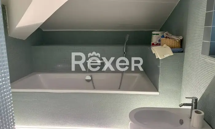 Rexer-Roma-Mansarda-in-Piazzale-Eugenio-Morelli-Gianicolense-Roma-Altro