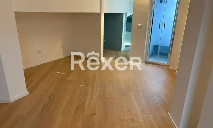 Rexer-Roma-Mansarda-in-Piazzale-Eugenio-Morelli-Gianicolense-Roma-Altro