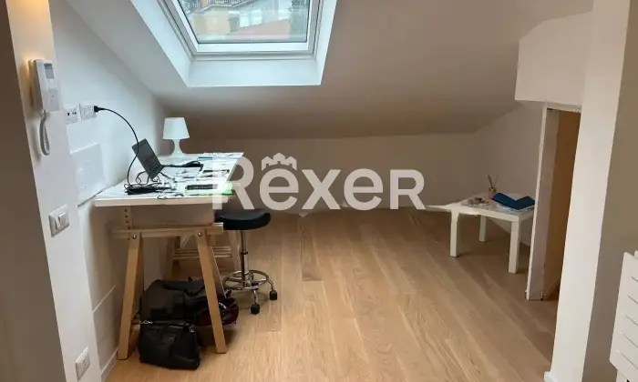 Rexer-Roma-Mansarda-in-Piazzale-Eugenio-Morelli-Gianicolense-Roma-Altro