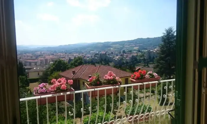 Rexer-Acqui-Terme-Vendesi-Appartamento-in-Strada-della-Noccioleta-Acqui-Terme-Altro