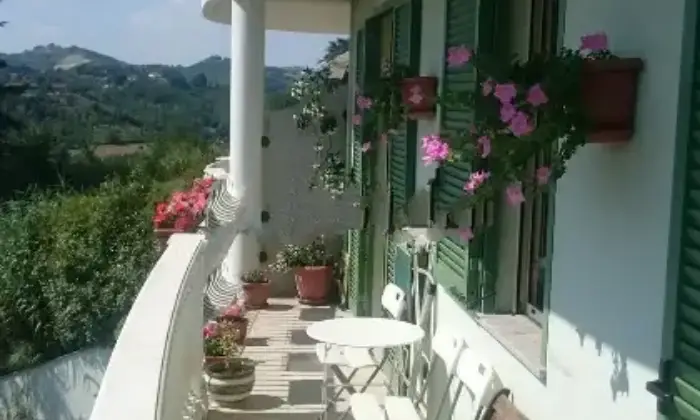 Rexer-Acqui-Terme-Vendesi-Appartamento-in-Strada-della-Noccioleta-Acqui-Terme-Altro