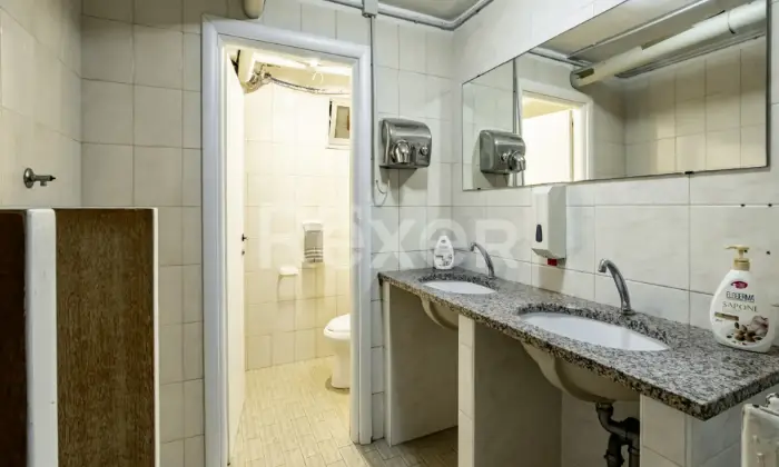 Rexer-Borgonuovo-Locale-commerciale-di-circa-mq-Altro