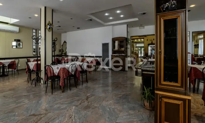 Rexer-Borgonuovo-Locale-commerciale-di-circa-mq-Altro