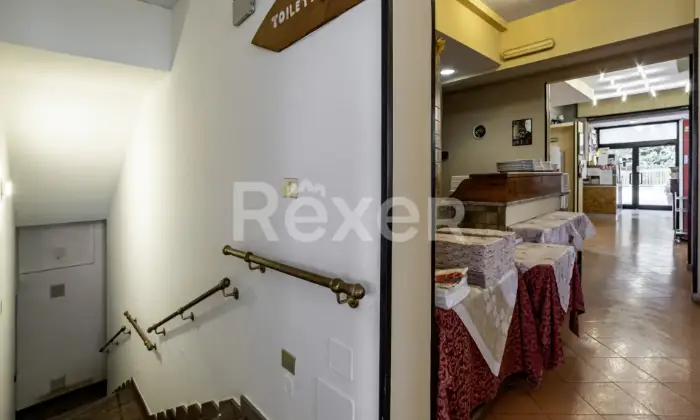 Rexer-Borgonuovo-Locale-commerciale-di-circa-mq-Altro