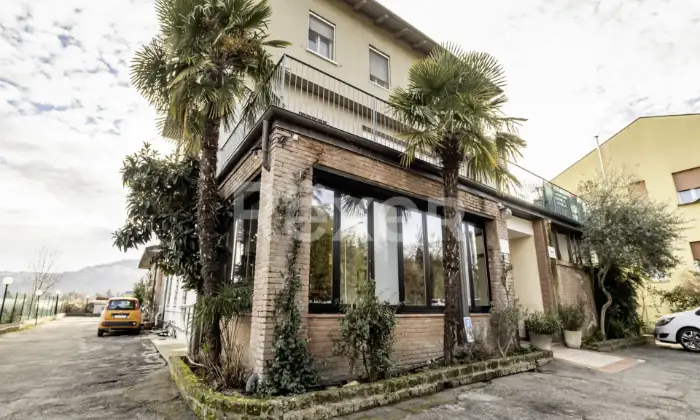 Rexer-Borgonuovo-Locale-commerciale-di-circa-mq-Altro