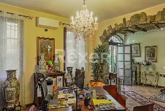 Rexer-Monza-Monza-Prestigiosa-Dimora-in-Cascina-Storica-del-con-Giardino-Privato-e-Dpendance-Altro