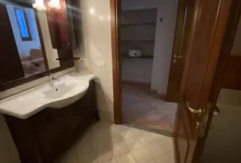 Rexer-Oristano-Appartamento-in-zona-centrale-a-Oristano-Bagno