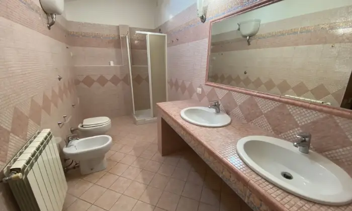 Rexer-Oristano-Appartamento-in-zona-centrale-a-Oristano-Bagno