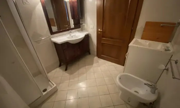 Rexer-Oristano-Appartamento-in-zona-centrale-a-Oristano-Bagno