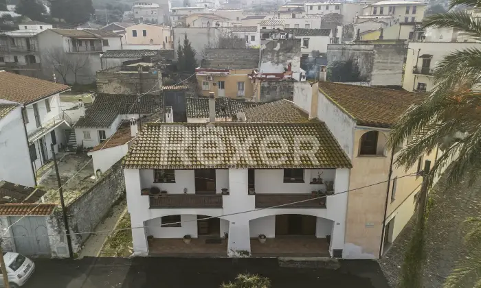 Rexer-OROSEI-Splendida-villa-con-ottime-finiture-interne-Altro
