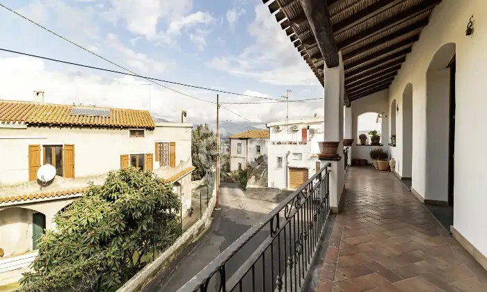 Rexer-OROSEI-Splendida-villa-con-ottime-finiture-interne-Altro