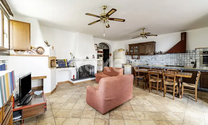 Rexer-OROSEI-Splendida-villa-con-ottime-finiture-interne-Altro