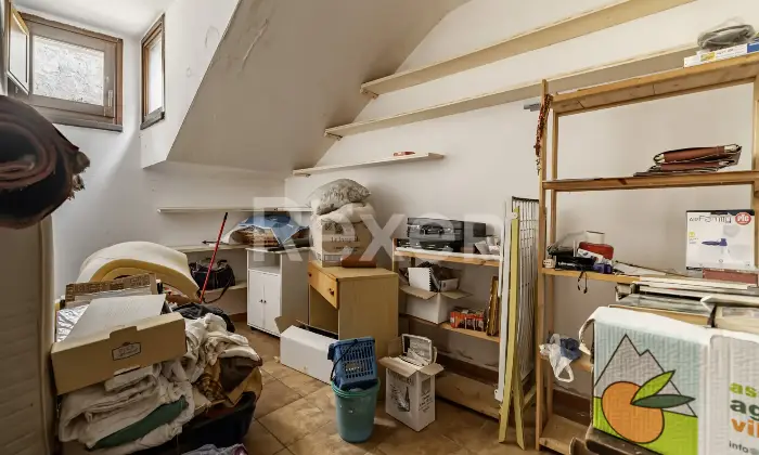 Rexer-OROSEI-Splendida-villa-con-ottime-finiture-interne-Altro