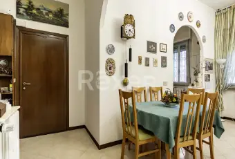 Rexer-Milano-Trilocale-in-San-Gimignano-in-contesto-condominiale-con-parco-Altro