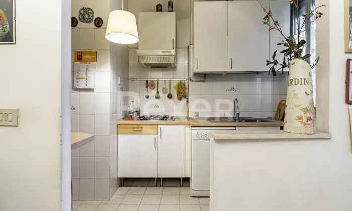 Rexer-Milano-Trilocale-in-San-Gimignano-in-contesto-condominiale-con-parco-Altro