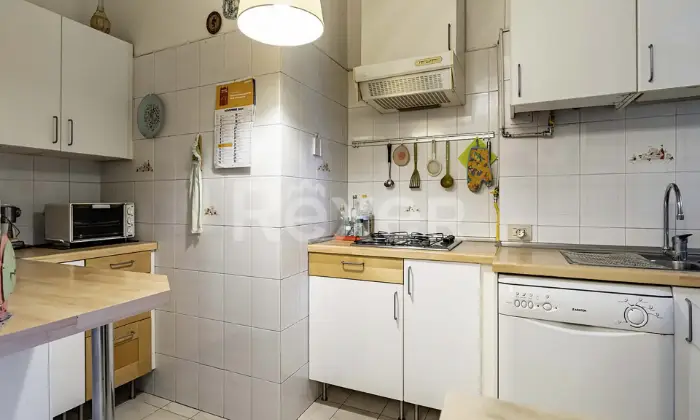 Rexer-Milano-Trilocale-in-San-Gimignano-in-contesto-condominiale-con-parco-Altro