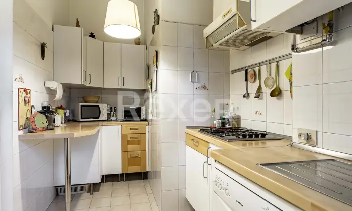 Rexer-Milano-Trilocale-in-San-Gimignano-in-contesto-condominiale-con-parco-Altro