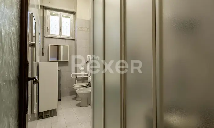 Rexer-Milano-Trilocale-in-San-Gimignano-in-contesto-condominiale-con-parco-Altro