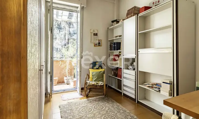 Rexer-Milano-Trilocale-in-San-Gimignano-in-contesto-condominiale-con-parco-Altro