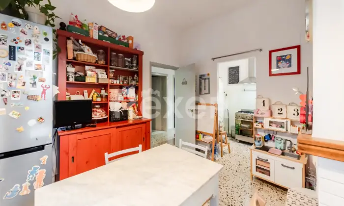 Rexer-MONTELPARO-Ampia-casa-con-corte-esclusiva-e-grande-potenziale-Altro