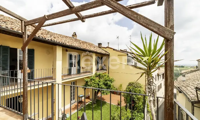 Rexer-ROSIGNANO-MONFERRATO-Elegante-Casa-Indipendente-con-Due-Appartamenti-a-Rosignano-Monferrato-Altro