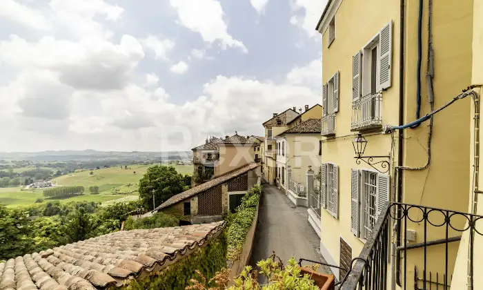 Rexer-ROSIGNANO-MONFERRATO-Elegante-Casa-Indipendente-con-Due-Appartamenti-a-Rosignano-Monferrato-Altro