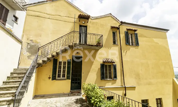 Rexer-ROSIGNANO-MONFERRATO-Elegante-Casa-Indipendente-con-Due-Appartamenti-a-Rosignano-Monferrato-Altro